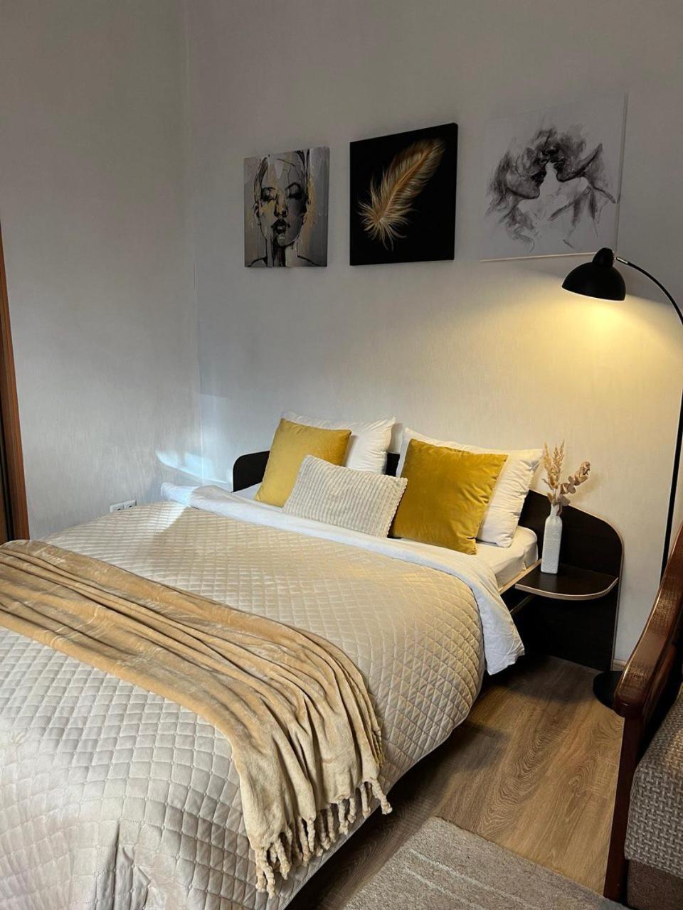Cozy Apartment Near The Lviv National Opera Dış mekan fotoğraf